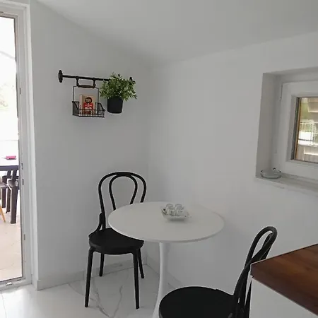 Beach Dreams Apartment